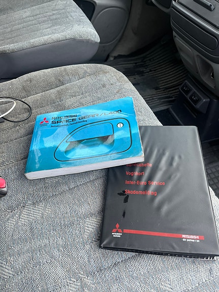Mitsubishi L400 Spacegear 19 of 30