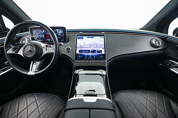 Mercedes-Benz EQE350 26 of 30