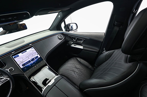 Mercedes-Benz EQE350 29 of 30