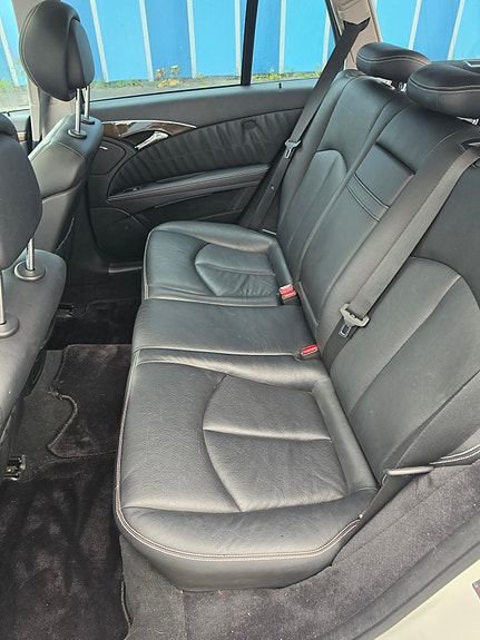 Mercedes-Benz E55 11 of 14