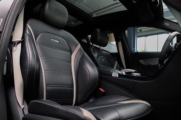 Mercedes-Benz C63 18 of 30