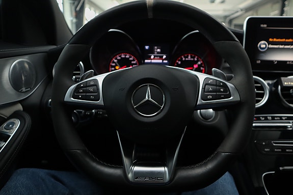 Mercedes-Benz C63 27 of 30