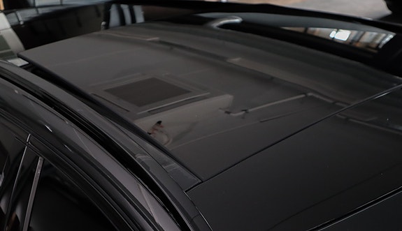 Mercedes-Benz C63 16 of 30
