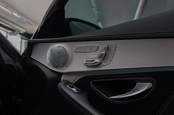 Mercedes-Benz C63 19 of 30