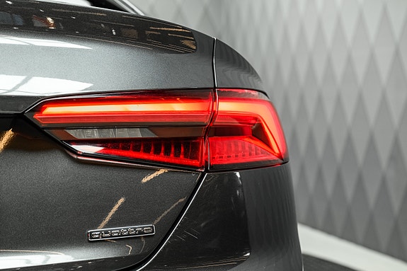 Audi A5 9 of 30