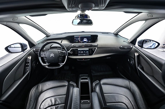 Citroen C4 Picasso 15 of 29