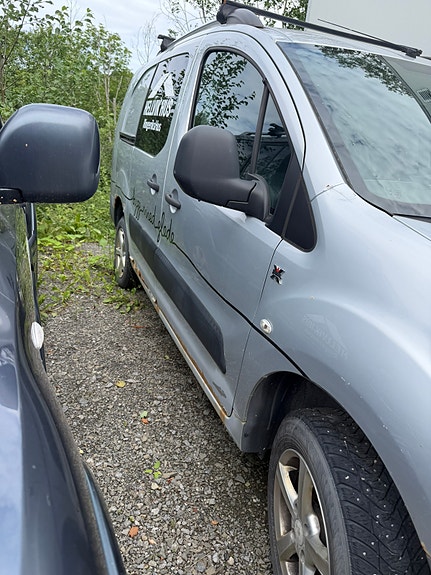 Peugeot Partner 3 of 5