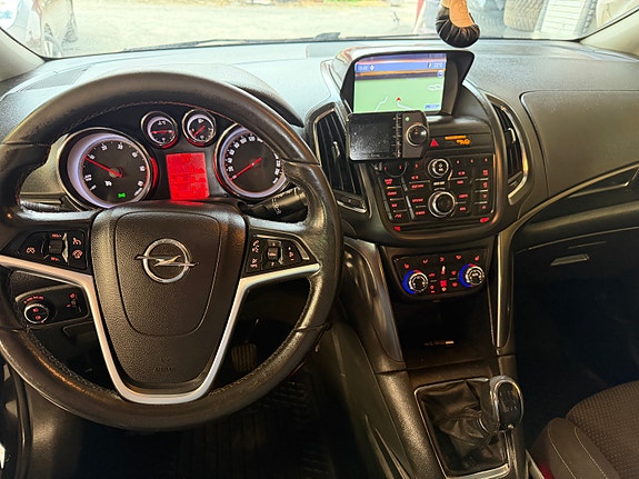 Opel Zafira Tourer 17 of 18