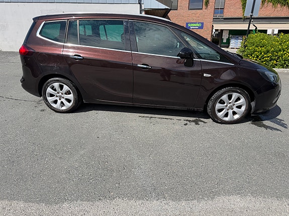 Opel Zafira Tourer 10 of 18