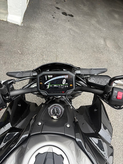 Kawasaki Z 900 11 of 13