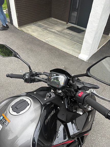 Kawasaki Z 900 8 of 13