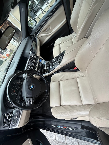 BMW 520d 4 of 22