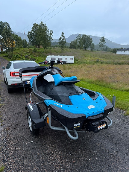 Sea-Doo Spark 2UP 90 HK – ombygd til Trixx – med Click & Go-henger 2 of 5
