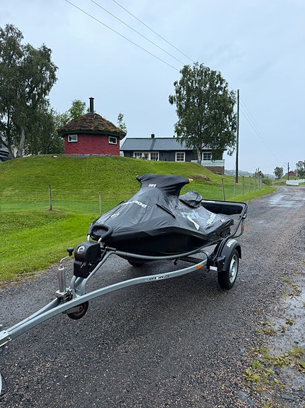 Sea-Doo Spark 2UP 90 HK – ombygd til Trixx – med Click & Go-henger 5 of 5