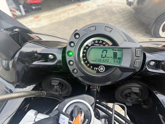 Yamaha FZ6-S Fazer 5 of 6