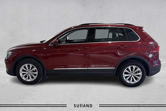 Volkswagen Tiguan 2 of 5