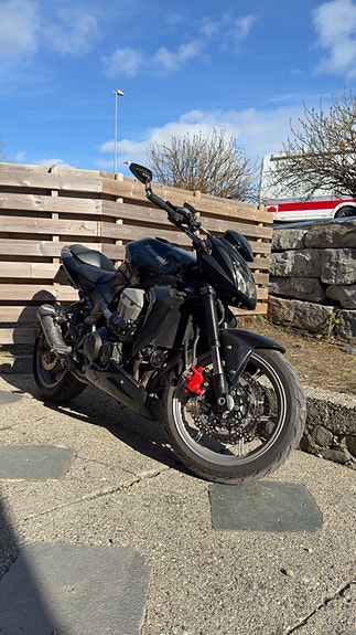 Kawasaki Z 750 3 of 8