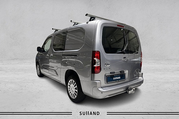 Toyota Proace City 3 of 5