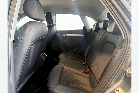 Audi Q3 14 of 29
