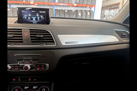Audi Q3 20 of 29