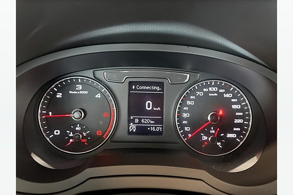 Audi Q3 28 of 29