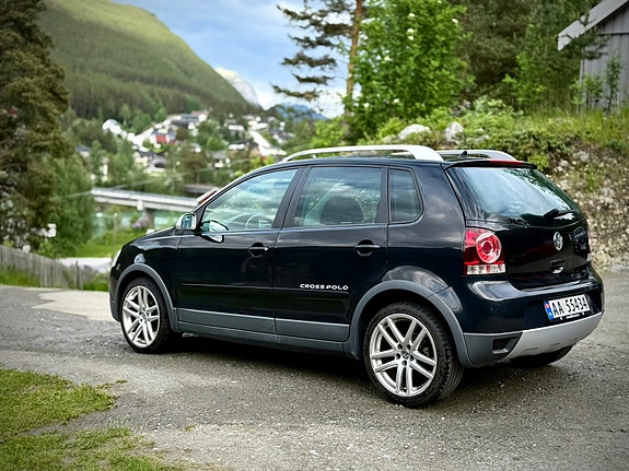 Volkswagen Polo Cross 3 of 5