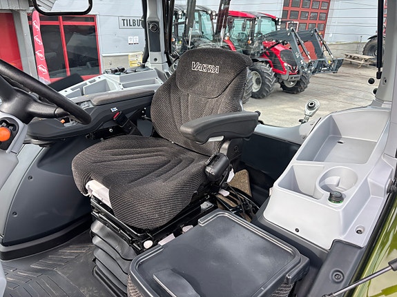 Valtra N174 Versu 2021, kr 1 229 000,-