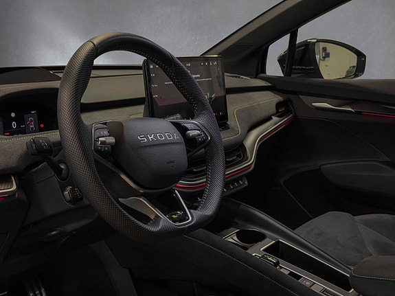 Skoda Enyaq RS 12 of 30