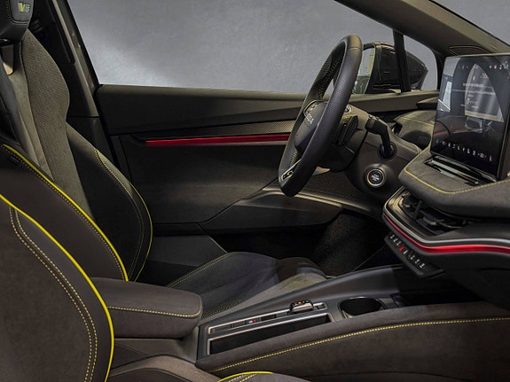 Skoda Enyaq RS 14 of 30