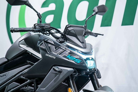 CFMOTO 125NK, gått 3,4 mil 3 of 24