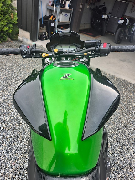 Kawasaki Z 800 9 of 21