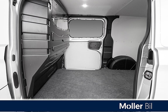 Volkswagen Transporter 15 of 18