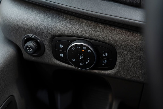 Ford Transit 27 of 30