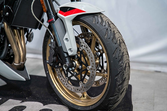 Triumph Trident 800 - Spar mye på vår demomodell! 4 of 5