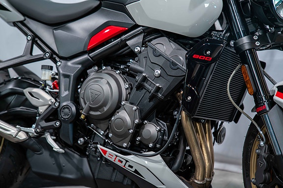 Triumph Trident 800 - Spar mye på vår demomodell! 5 of 5