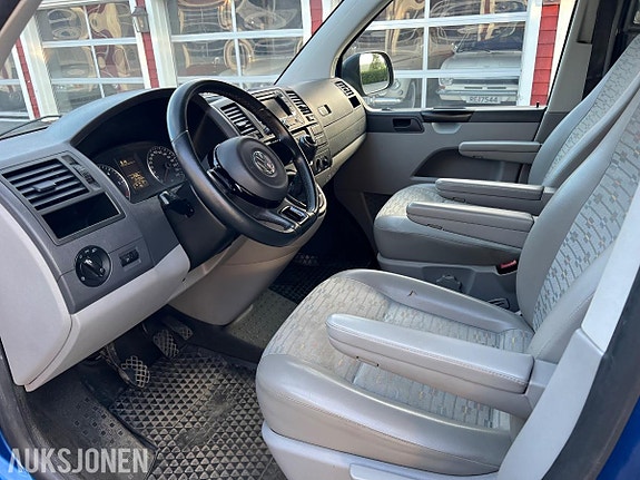 Volkswagen Transporter 30 of 30