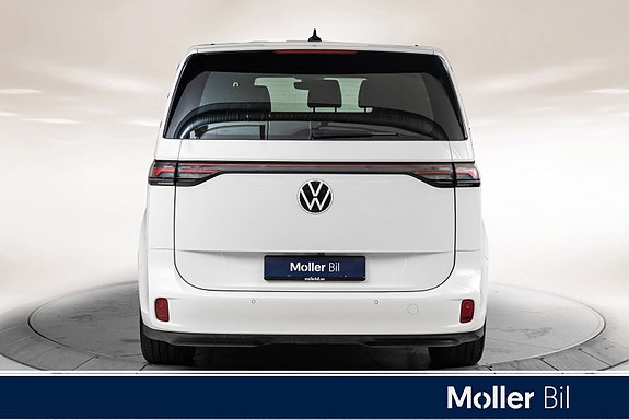 Volkswagen ID. Buzz 7 of 18