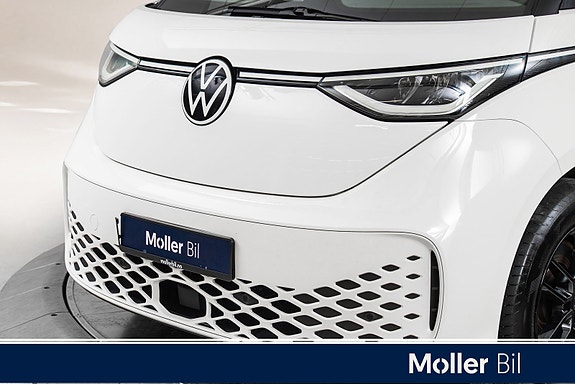 Volkswagen ID. Buzz 2 of 18