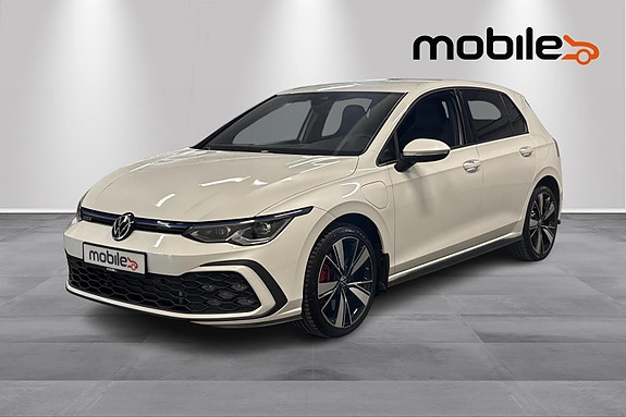 Volkswagen Golf VIII 19 of 24