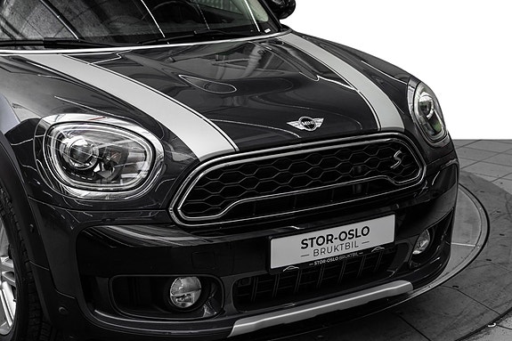 MINI Countryman Cooper SE 2 of 5