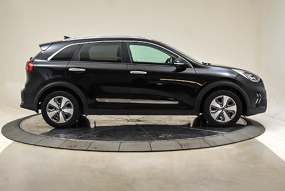 Kia Niro 2 of 5