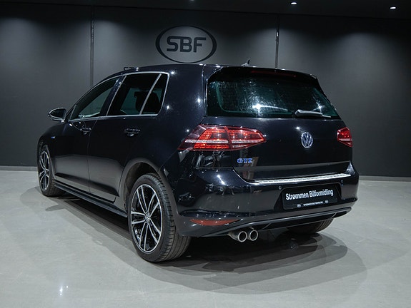 Volkswagen Golf VII 5 of 5
