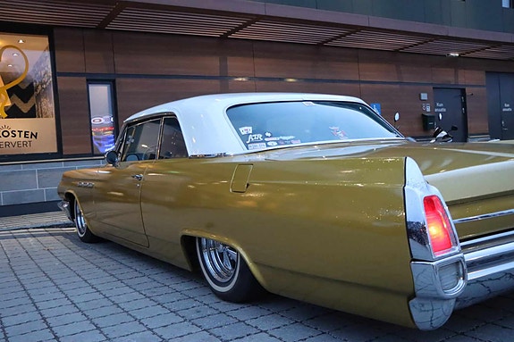 Buick Le Sabre 14 of 30