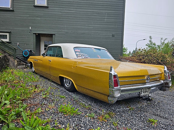 Buick Le Sabre 26 of 30