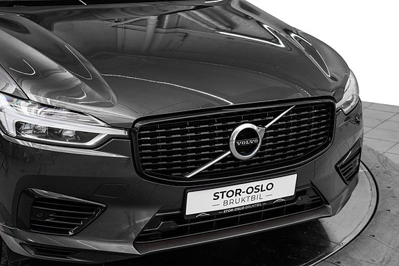 Volvo XC60 2 of 5