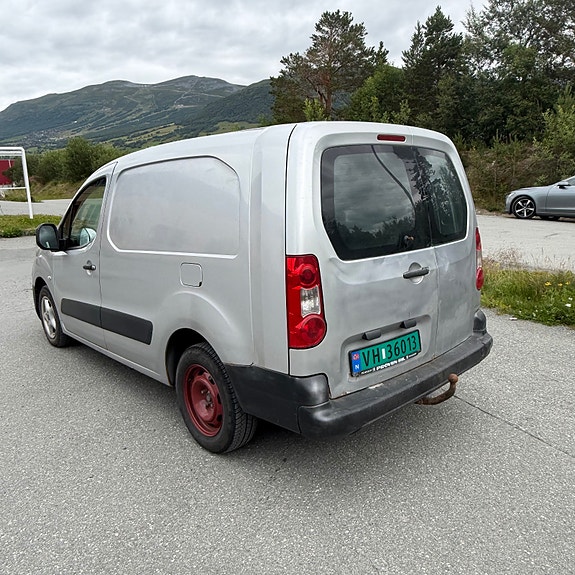 Peugeot Partner 4 of 11