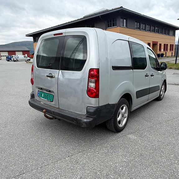 Peugeot Partner 3 of 11