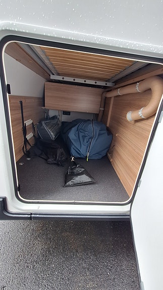 Adria Adria Action 391 PH 8 of 30