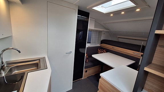 Adria Adria Action 391 PH 14 of 30