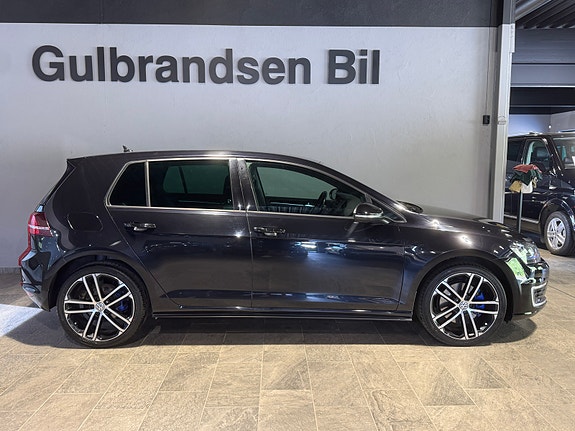 Volkswagen Golf VII 4 of 5